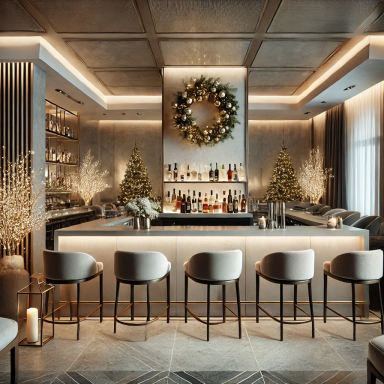 Bar de hotel elegante decorado para Navidad con iluminación cálida y detalles agradables, diseñado por Suárez & Co. Interiorismo.